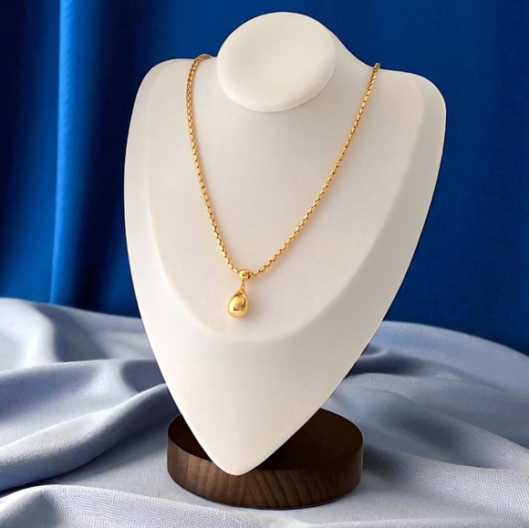ποΈ Modern Luxe 18K Gold Plated Teardrop Pendant Necklace Trendy Minimalist Chic - Picture 13 of 13